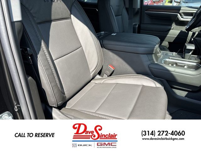 GMC Sierra 1500 Vehicle Full-screen Gallery Image 24