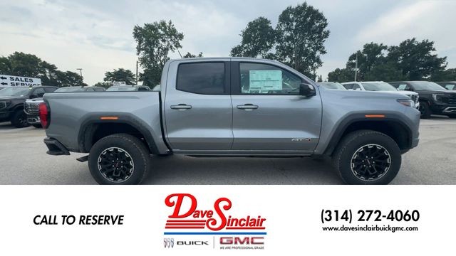 GMC Canyon Vehicle Full-screen Gallery Image 09