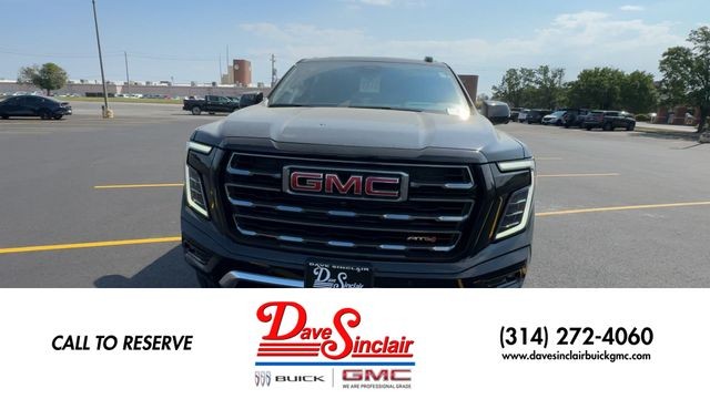 GMC Yukon XL Vehicle Full-screen Gallery Image 04