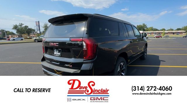 GMC Yukon XL Vehicle Full-screen Gallery Image 09