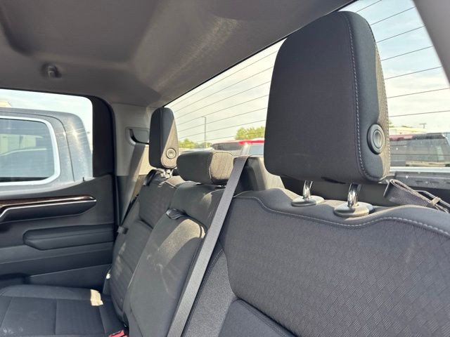 GMC Sierra 1500 Vehicle Full-screen Gallery Image 07