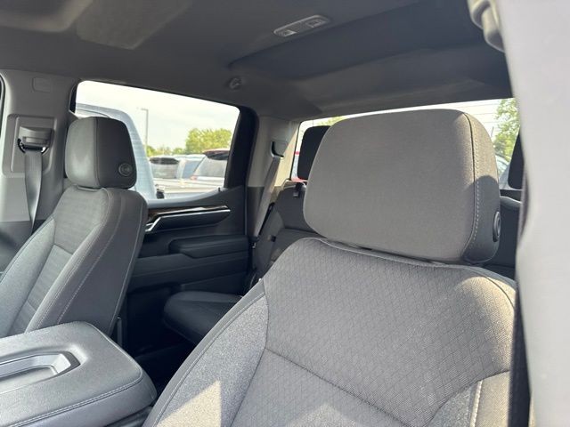 GMC Sierra 1500 Vehicle Full-screen Gallery Image 10
