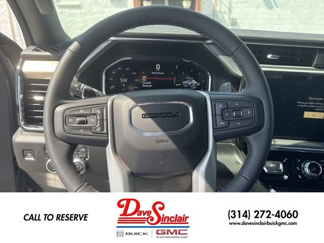 GMC Sierra 1500 Vehicle Full-screen Gallery Image 14