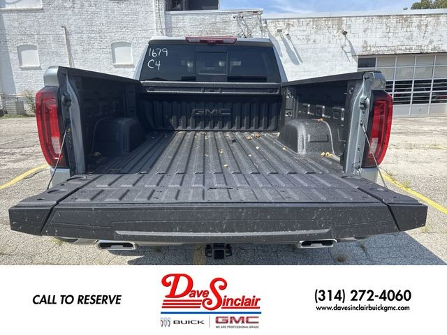 GMC Sierra 1500 Vehicle Full-screen Gallery Image 23