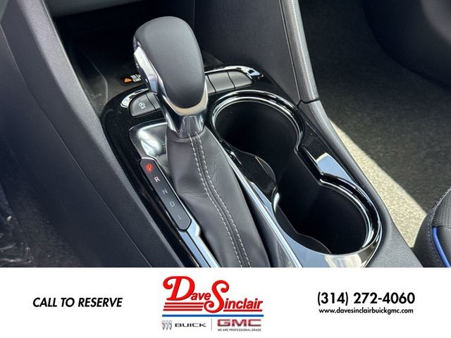 Buick Encore GX Vehicle Full-screen Gallery Image 19