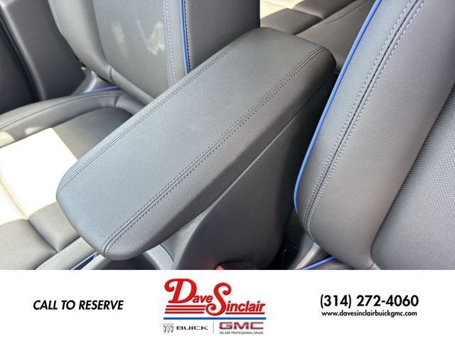 Buick Encore GX Vehicle Full-screen Gallery Image 20