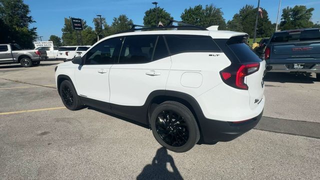GMC Terrain Vehicle Full-screen Gallery Image 07