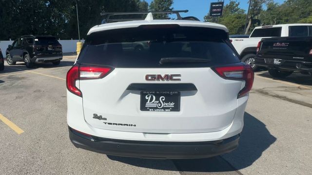 GMC Terrain Vehicle Full-screen Gallery Image 09