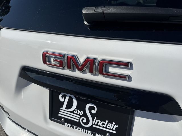 GMC Terrain Vehicle Full-screen Gallery Image 34