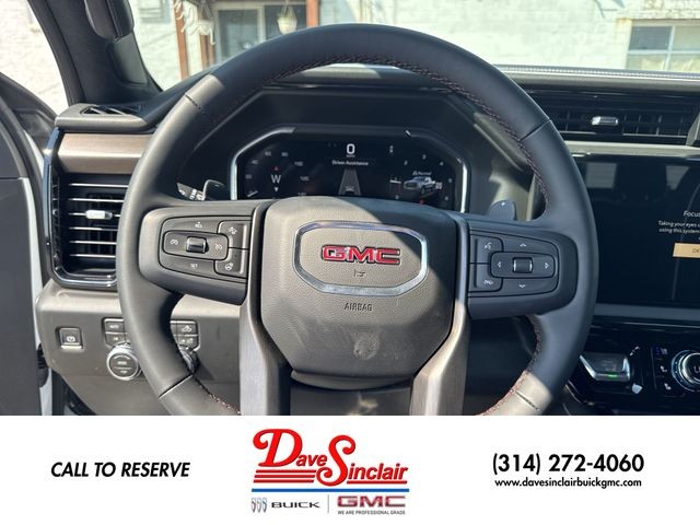 GMC Sierra 1500 Vehicle Full-screen Gallery Image 14