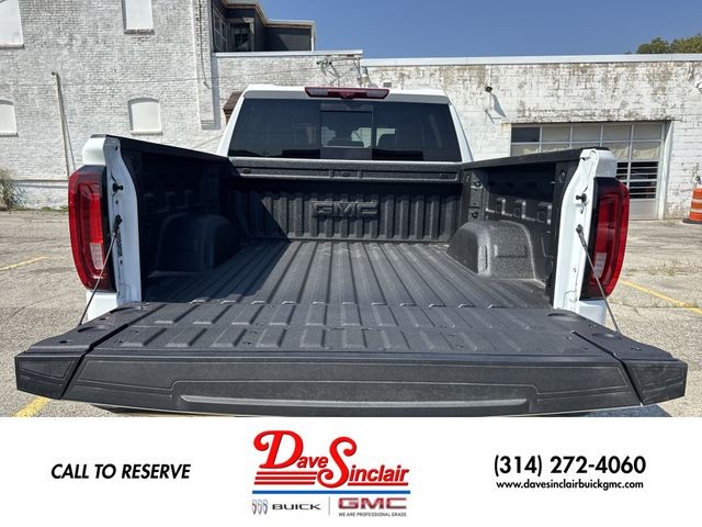 GMC Sierra 1500 Vehicle Full-screen Gallery Image 24