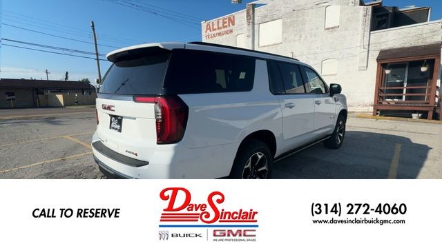 GMC Yukon XL Vehicle Full-screen Gallery Image 09