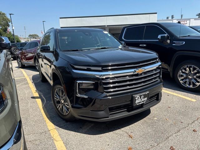 Chevrolet Traverse Vehicle Full-screen Gallery Image 09