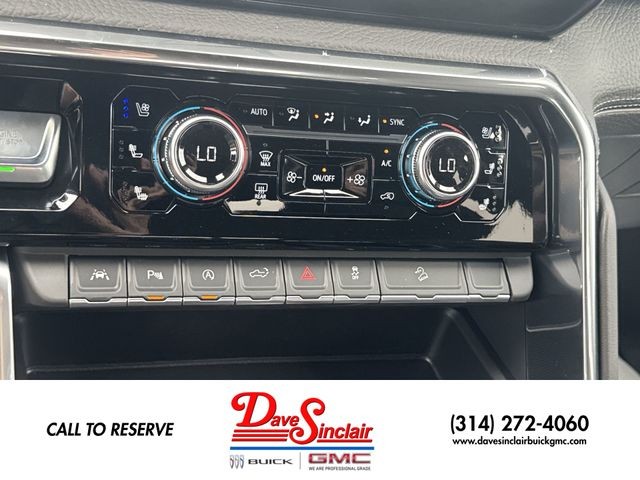 GMC Sierra 1500 Vehicle Full-screen Gallery Image 19