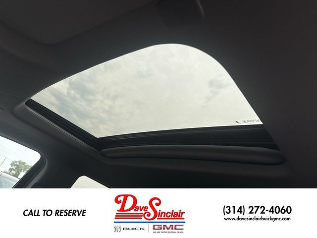 GMC Sierra 1500 Vehicle Full-screen Gallery Image 22