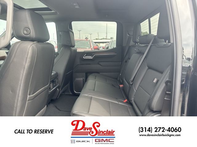 GMC Sierra 1500 Vehicle Full-screen Gallery Image 23