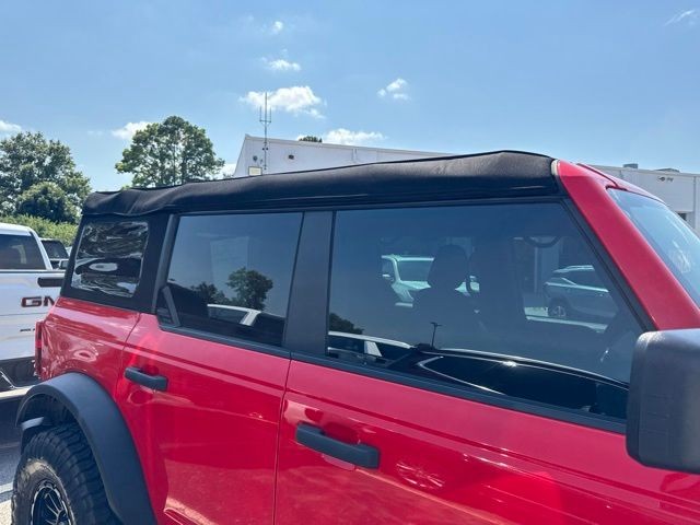 Ford Bronco Vehicle Full-screen Gallery Image 11