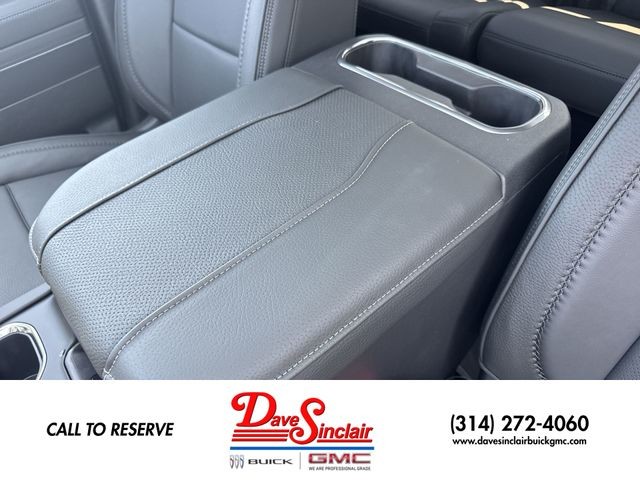 GMC Sierra 1500 Vehicle Full-screen Gallery Image 21