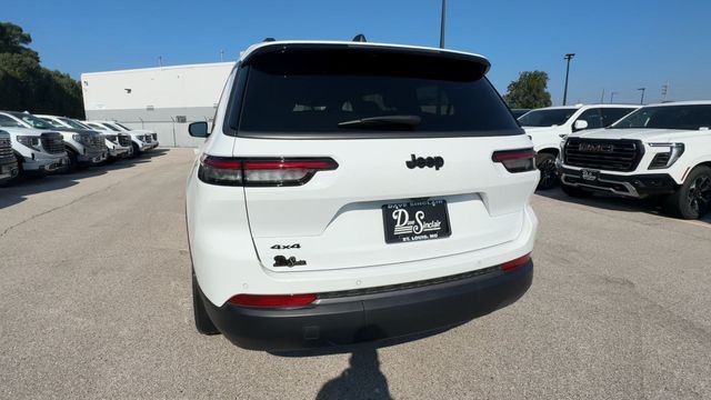 Jeep Grand Cherokee L Vehicle Full-screen Gallery Image 10