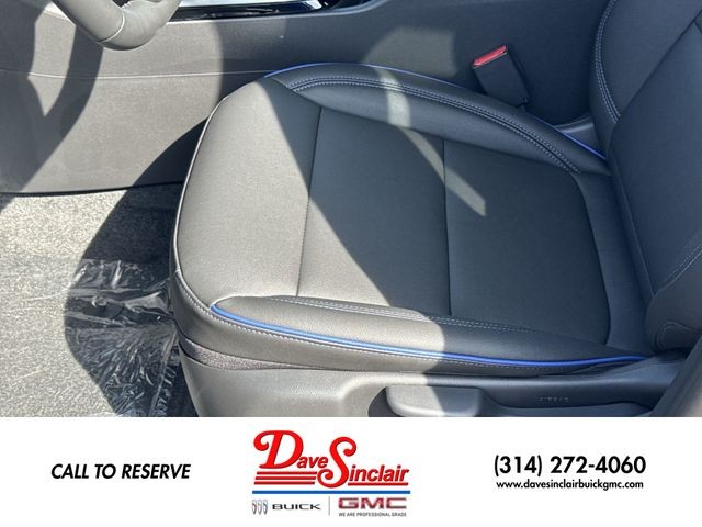 Buick Envista Vehicle Full-screen Gallery Image 12