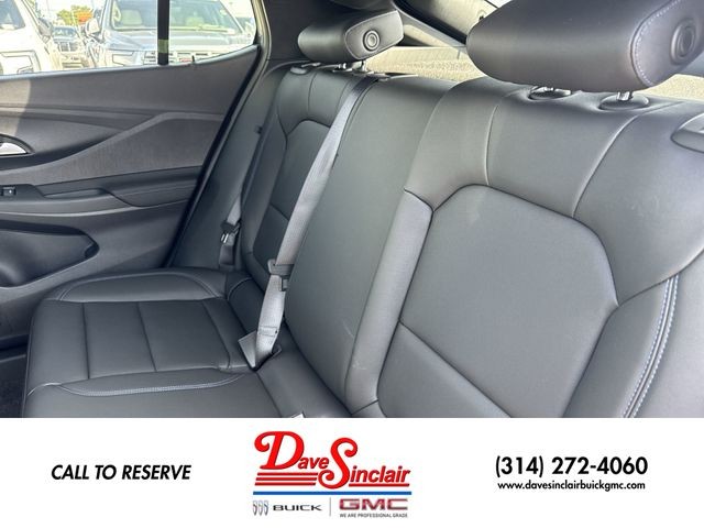 Buick Envista Vehicle Full-screen Gallery Image 21