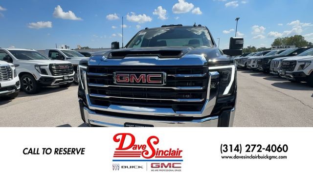 GMC Sierra 2500HD Vehicle Full-screen Gallery Image 04