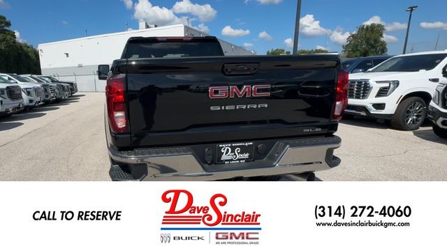 GMC Sierra 2500HD Vehicle Full-screen Gallery Image 08
