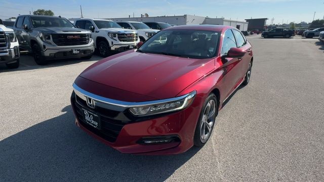 Honda Accord Sedan Vehicle Full-screen Gallery Image 05