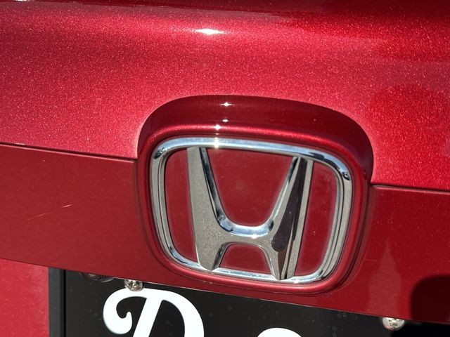 Honda Accord Sedan Vehicle Full-screen Gallery Image 34