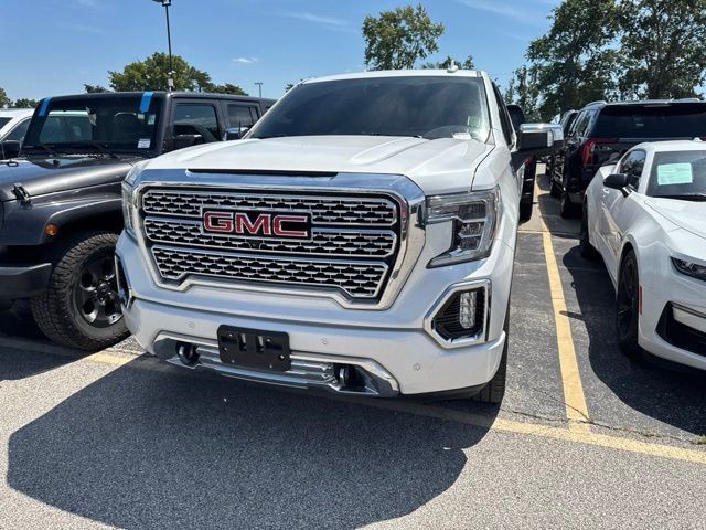 GMC Sierra 1500 Vehicle Full-screen Gallery Image 02