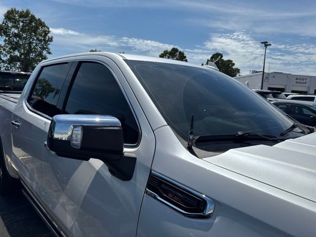 GMC Sierra 1500 Vehicle Full-screen Gallery Image 10