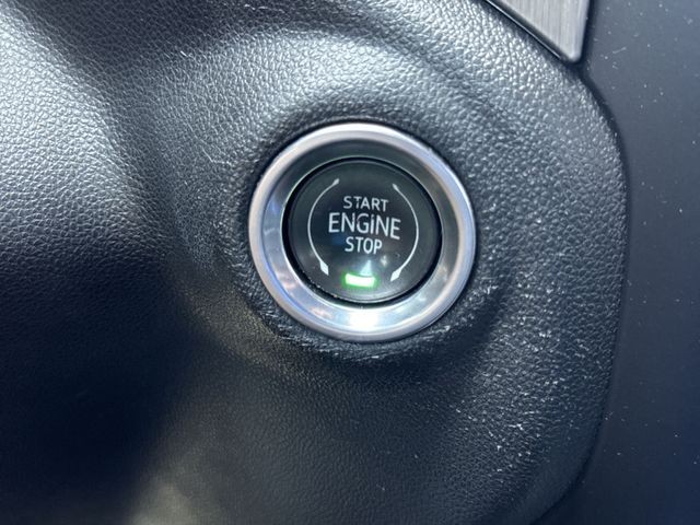 GMC Sierra 1500 Vehicle Full-screen Gallery Image 21