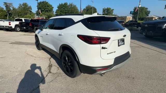 Chevrolet Blazer Vehicle Full-screen Gallery Image 09