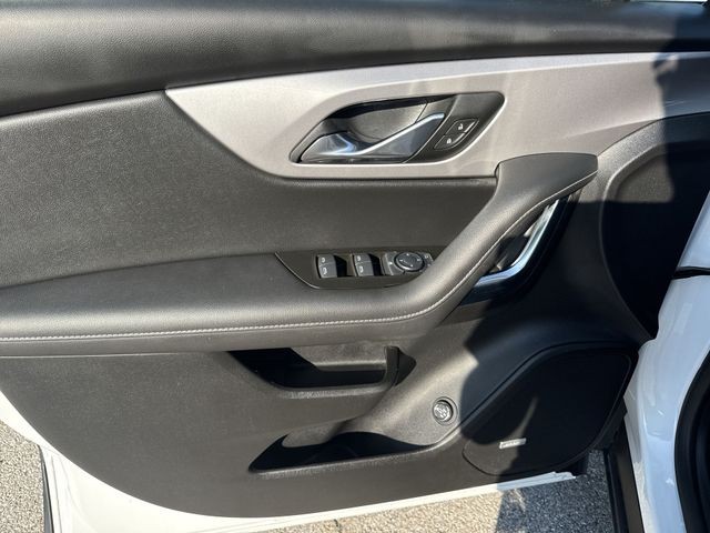 Chevrolet Blazer Vehicle Full-screen Gallery Image 33