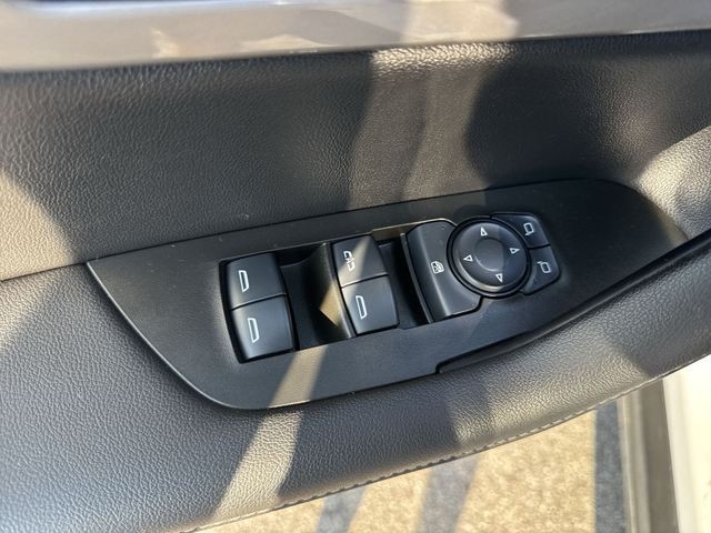 Chevrolet Blazer Vehicle Full-screen Gallery Image 34
