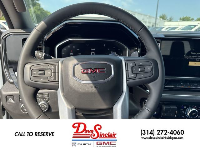 GMC Sierra 1500 Vehicle Full-screen Gallery Image 14