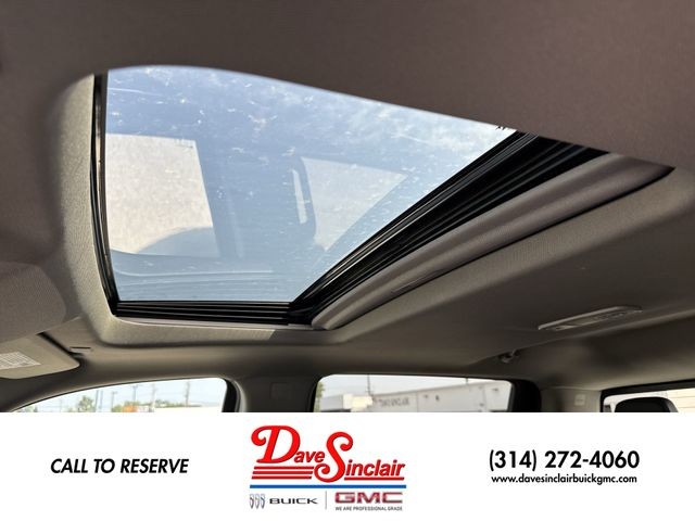 GMC Sierra 1500 Vehicle Full-screen Gallery Image 22