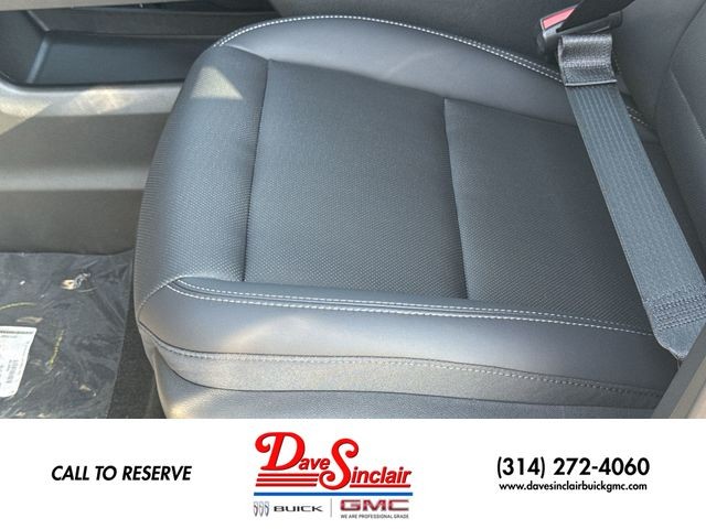 GMC Terrain Vehicle Full-screen Gallery Image 12