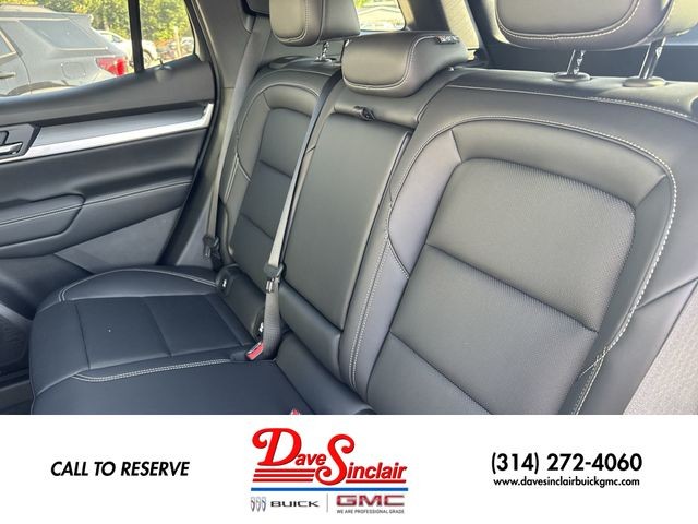 GMC Terrain Vehicle Full-screen Gallery Image 22