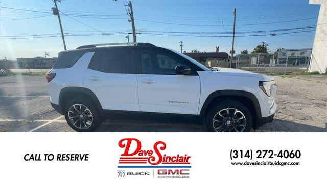 GMC Terrain Vehicle Full-screen Gallery Image 02