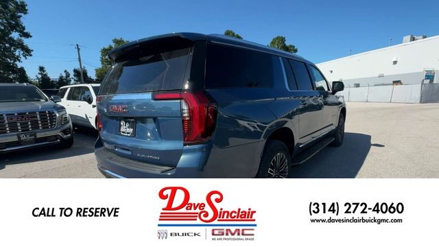 GMC Yukon XL Vehicle Full-screen Gallery Image 09