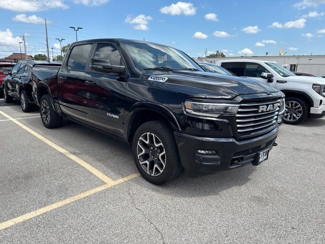Ram 1500 Vehicle Full-screen Gallery Image 09