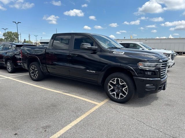 Ram 1500 Vehicle Full-screen Gallery Image 10