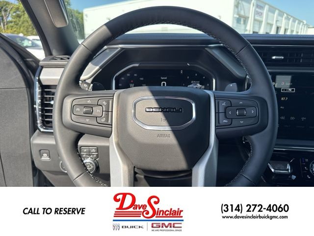 GMC Sierra 1500 Vehicle Full-screen Gallery Image 14