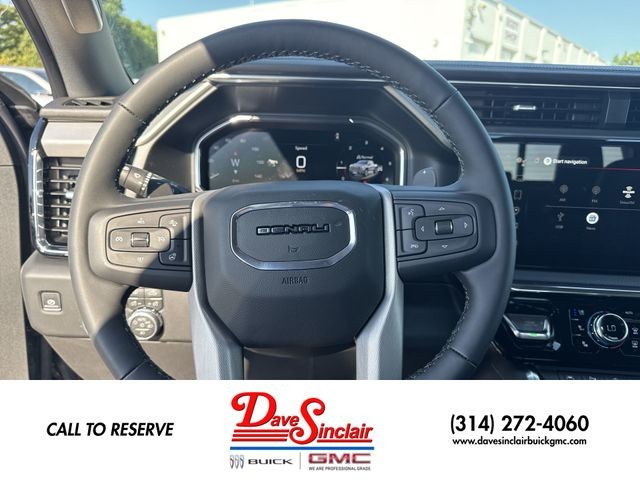 GMC Sierra 1500 Vehicle Full-screen Gallery Image 14
