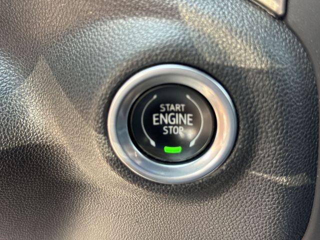 GMC Sierra 1500 Limited Vehicle Full-screen Gallery Image 21