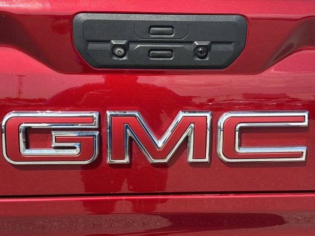 GMC Sierra 1500 Limited Vehicle Full-screen Gallery Image 36