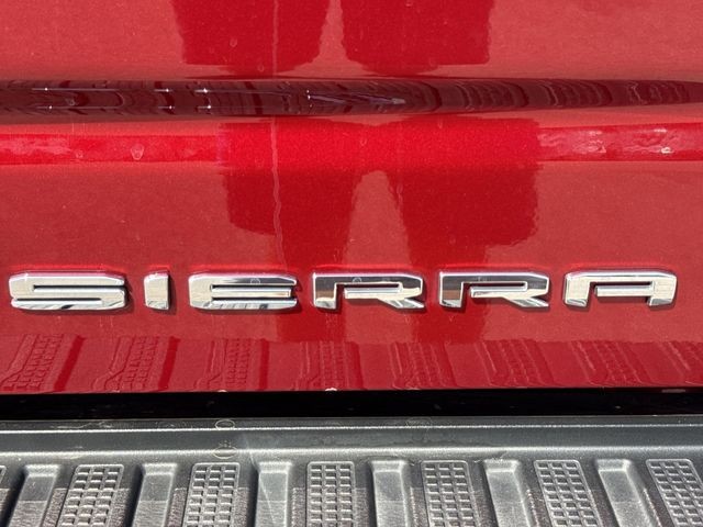 GMC Sierra 1500 Limited Vehicle Full-screen Gallery Image 37