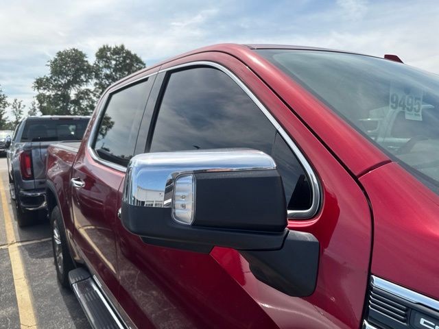 GMC Sierra 1500 Vehicle Full-screen Gallery Image 13