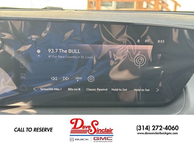 Buick Encore GX Vehicle Full-screen Gallery Image 16